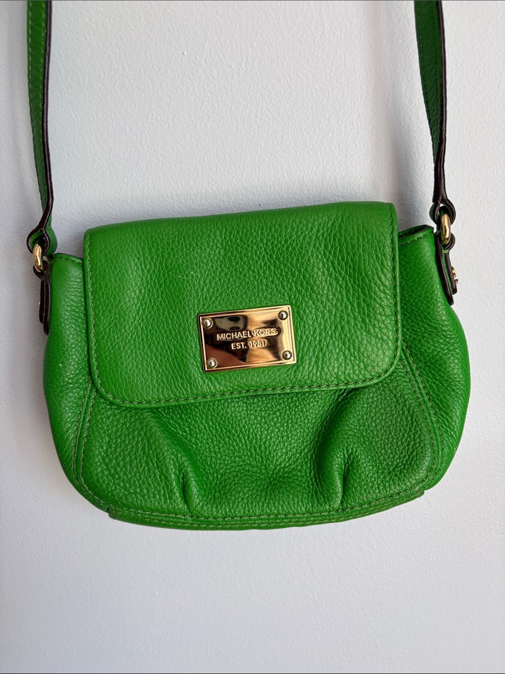 Michael Kors Bright Green Pebbled Leather Crossbody with Gold Plaque